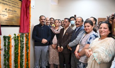 अनिरुद्ध सिंह ने किया 1.14 करोड़ से बने पंचायत घर बरमु का उद्घाटन