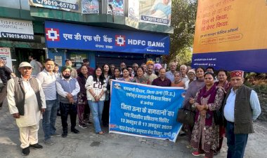 ऊना से 30 किसानों का दल 5 दिवसीय बागवानी प्रशिक्षण शिविर के लिए सिद्धपुर रवाना