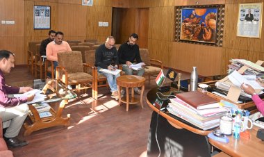 पीएम पोषण शक्ति निर्माण (मिड डे मील) योजना की समीक्षा बैठक आयोजित