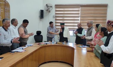 नगर निगम के हर वार्ड में पार्किंग की संभावनाएं तलाशें: सुनील शर्मा बिट्टू