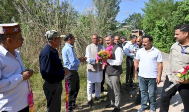 घुमारवीं के भदरोग में जल्द बसेंगे उद्योग — 12 करोड़ रूपए से होगा बुनियादी ढांचे का निर्माण : धर्माणी