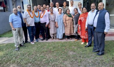 नाहन : सहकारी बैंक के वर्ष 2014 में रिटायर हुए कर्मचारियों को ईपीएफ पेंशन योजना में शामिल किया जाए...