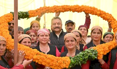 शिक्षा मंत्री ने 53 लाख से निर्मित पंचायत भवन देवगढ़ का किया उद्घाटन