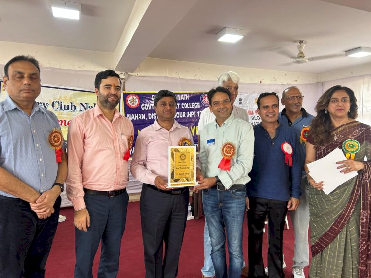 गोरक्षनाथ राजकीय संस्कृत महाविद्यालय में रक्तदान शिविर आयोजित, 41 ने किया रक्तदान