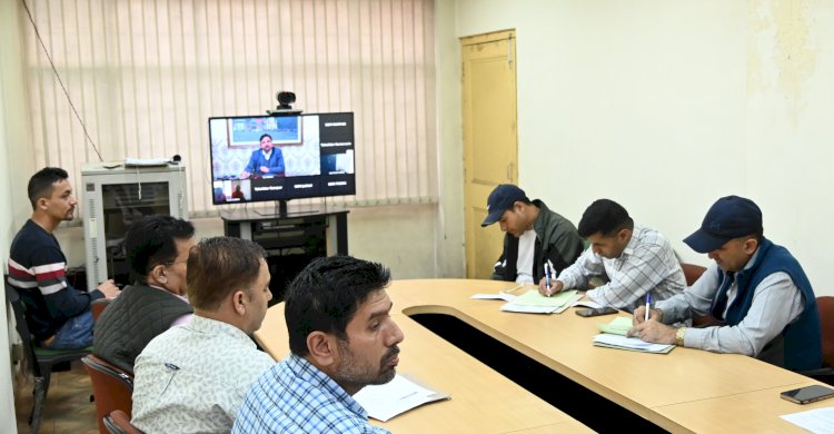 उपायुक्त की अध्यक्षता में तहसीलों एवं राजस्व इकाइयों के पुनर्गठन पर बैठक आयोजित