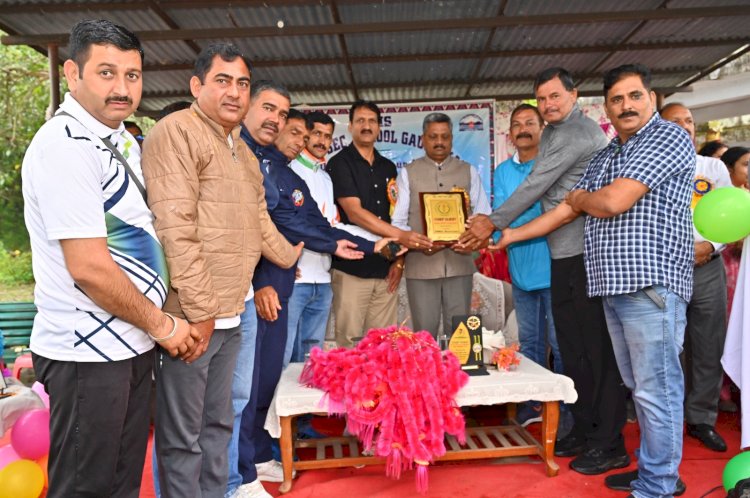 खेलों के लिए ढांचागत विकास पर जोर दे रही है प्रदेश सरकार: सुरेश कुमार