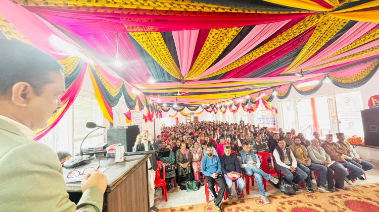 राजगढ में श्रमिकों के लिए लगा मेगा जागरूकता शिविर