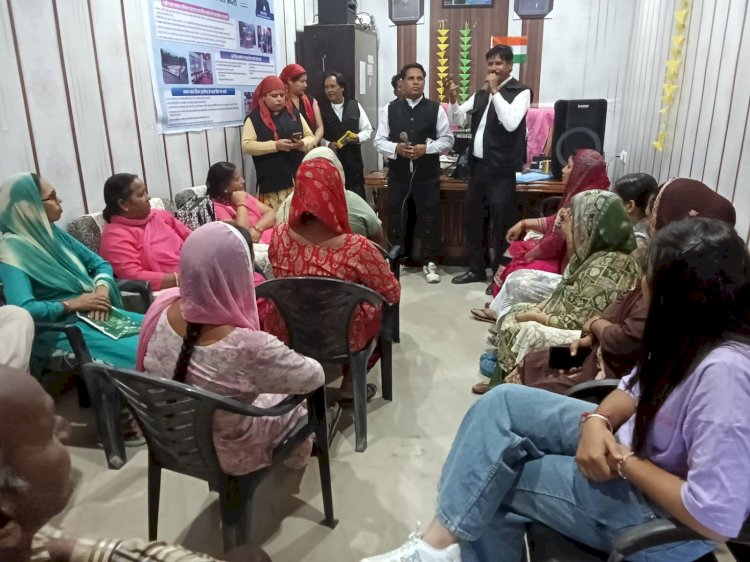 सलोह और दुलैहड़ में एससी/एसटी शिक्षा ऋण योजना बारे ग्रामीण किए जागरूक