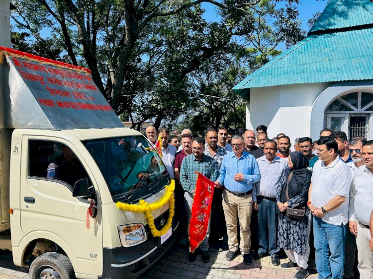 17,500 रुपये में 250 लोगों का भोजन: 30 किलोमीटर दायरे में होगा उपलब्ध, भंडारा वैन को हरी झंडी दिखाई विधायक ने..