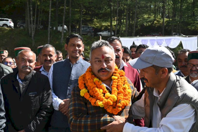 रोहित ठाकुर ने कोट काईना में किया सामुदायिक भवन एवं पंचायत भवन का उद्घाटन*