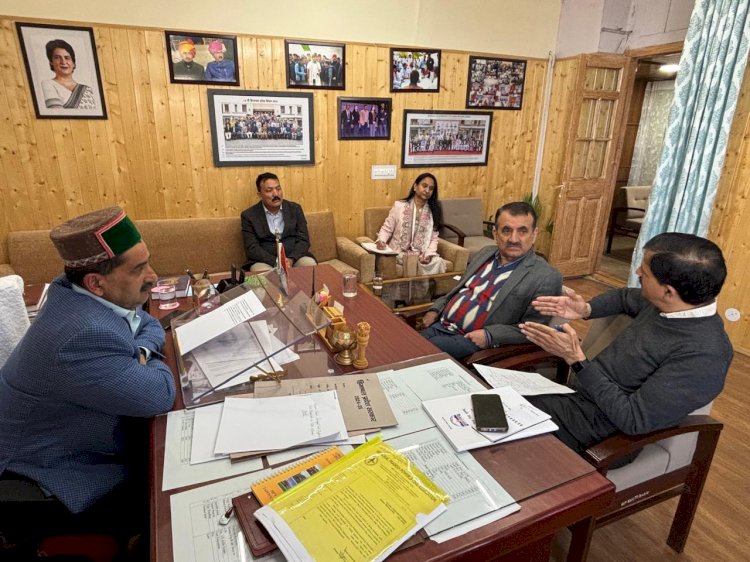 शिक्षा क्षेत्र में अभूतपूर्व सफलता हासिल कर रहा हिमाचल: केवल सिंह पठानिया