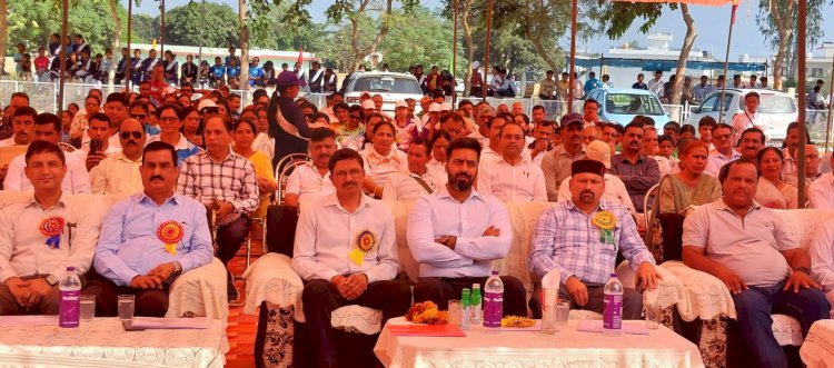 राज्य स्तरीय अंडर-14 बालिका खेल प्रतियोगिता का उपायुक्त ऊना ने किया शुभारंभ