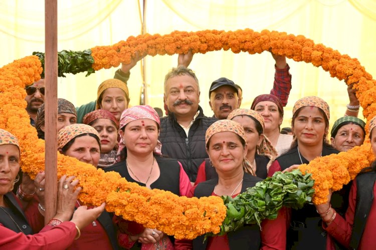 शिक्षा मंत्री ने 53 लाख से निर्मित पंचायत भवन देवगढ़ का किया उद्घाटन