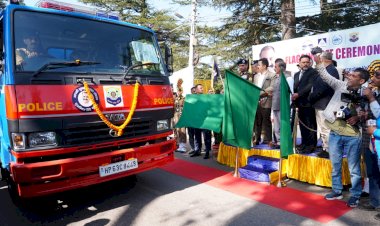 मुख्यमंत्री ने 66 पैट्रोलिंग वाहनों को हरी झण्डी दिखाकर किया रवाना