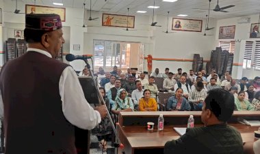 40 हजार करोड़ कर्ज लेने के बाद भी विकास कार्य ठप, सरकारी संस्थान क्यों बंद हो रहे हैँ कांग्रेस सरकार अपनी जिम्मेदारियों से भाग रही है: डॉ. बिंदल