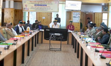 बागवानी मंत्री ने रिकांग पिओ में दो दिवसीय मधुमक्खी पालन संगोष्ठी  का शुभारंभ किया