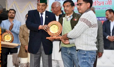 सहकारी क्षेत्र प्रदेश की आर्थिकी को मज़बूत बनाने में अहम - डॉ. शांडिल