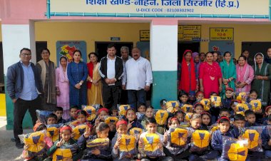 नाहन: बनकला स्कुल के नोनिहालों को बांटे ट्रैक सूट..