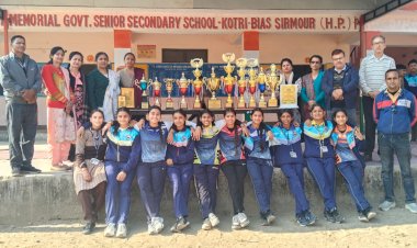 कोटडी व्यास स्कूल बना स्पोर्ट्स हब स्कूल...15 ट्रॉफीया जिला सें नेशनल तक जीत सें बनाया रिकॉर्ड