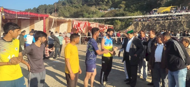 मेले और उत्सव तनावमुक्त जीवन जीने की कला सिखाने में निभाते हैं अहम भूमिका - डॉ. शांडिल