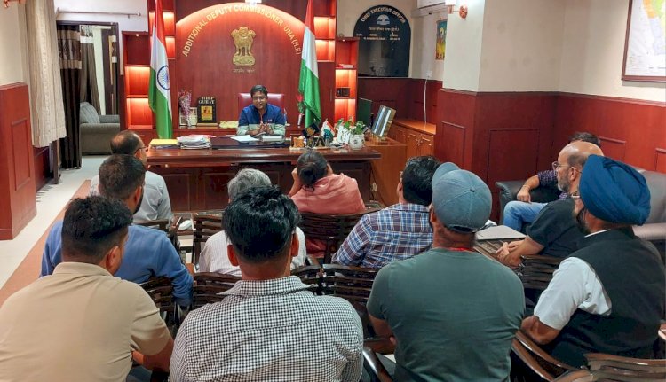 नगर निगम आयुक्त ने स्थानीय वास्तुकारों के साथ की बैठक, भवन नक्शा अनुमोदन प्रक्रिया अब होगी और सरल व पारदर्शी