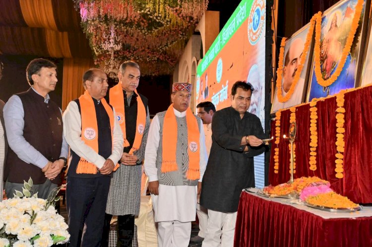 कांग्रेस एक ही परिवार का महिमामंडन करती है : श्रीकांत शर्मा