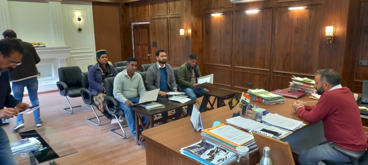 उपायुक्त किन्नौर की अध्यक्षता में प्रधानमंत्री उज्ज्वला योजना 3.0 के तहत उपायुक्त कार्यालय में बैठक आयोजित