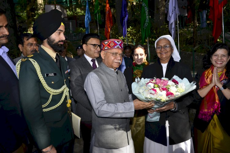 राज्यपाल ने विद्यार्थियों से सामाजिक परिवर्तन का वाहक बनने का आह्वान किया