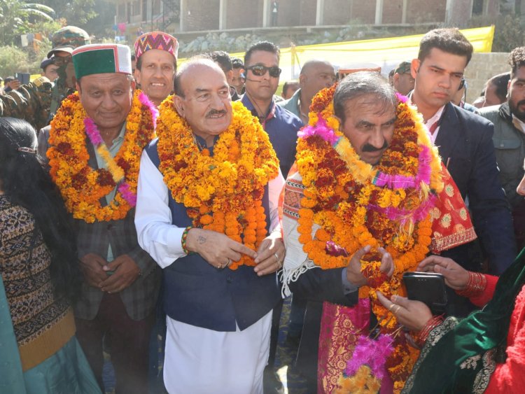 मुख्यमंत्री ने जिला मंडी में 13.14 करोड़ की लागत से बने राजकीय महाविद्यालय पनारसा के भवन का लोकार्पण किया