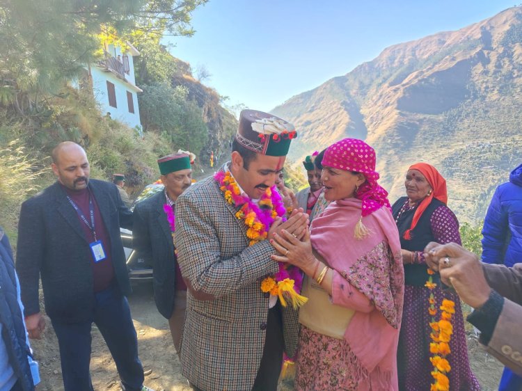 केवल पुस्तकीय ज्ञान तक सीमित न रहें छात्र, जीवन के व्यावहारिक अनुभवों से भी सीखें - विक्रमादित्य सिंह