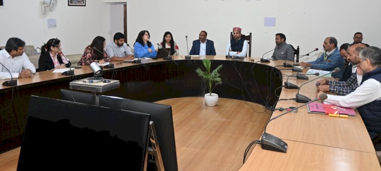 एशियन डेवलपमेंट बैंक की टीम पहुंची बिलासपुर, जिला प्रशासन के साथ ग्रामीण विकास योजनाओं की समीक्षा