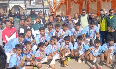 नाहन में राज्य स्तरीय फुटबॉल प्रतियोगिता का हुआ समापन, ऊना बनी चैंपियन