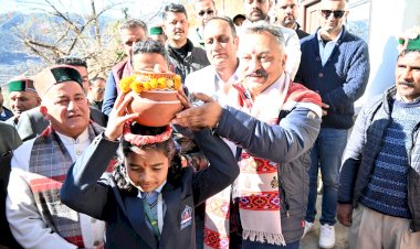 शिक्षा मंत्री ने 1.40 करोड़ से निर्मित बघाल स्कूल के भवन का किया लोकार्पण