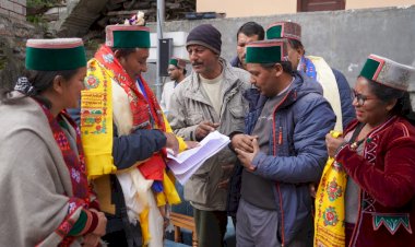 राजस्व मंत्री ने किन्नौर जिला के निचार उपमंडल की ग्राम पंचायत युला का दौरा किया