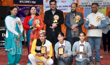 छात्रों को आदर्श नागरिक बनाने में शिक्षा व परम्पराओं का ज्ञान महत्वपूर्ण - संजय अवस्थी