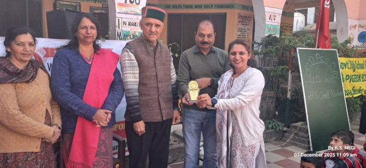 नाहन: कैंट हाई स्कूल में, एड्स को लेकर किया जागरूक, मुख्य अध्यापिका सीमा वर्मा ने की अध्यक्षता..