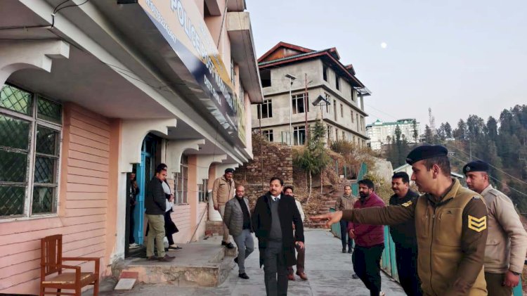 पटवारियों को तुरंत देनी होगी ज्वलंत मुद्दों की सूचना - उपायुक्त