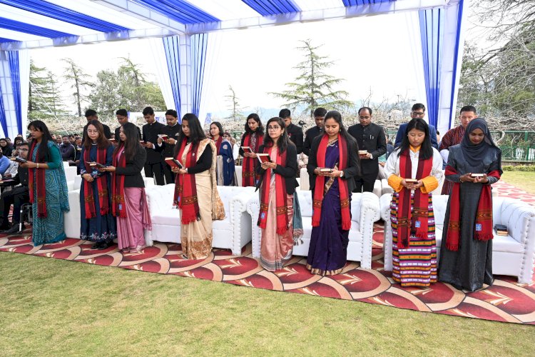 राज्यपाल ने आईएएंडएएस अधिकारियों के प्रशिक्षण कार्यक्रम का शुभारंभ किया