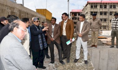 डॉ. शांडिल ने कथेड़ में निर्माणाधीन अत्याधुनिक बहुउद्देशीय अस्पताल का किया निरीक्षण