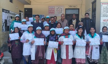 दुलैहड़ में जूट उत्पाद उद्यमी प्रशिक्षण कार्यक्रम सफलतापूर्वक हुआ सम्पन्न