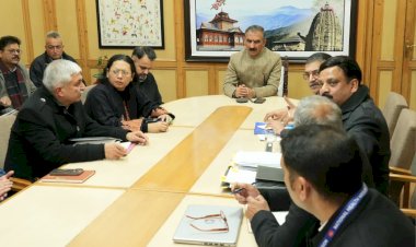 मुख्यमंत्री ने दिए जननी सुरक्षा ड्रॉप बैक एम्बुलेंस को बदलने के निर्देश