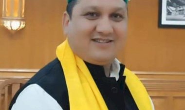 कड़कती ठंड में एचपीएमसी की बेरूखी की मार झेलते बागवान, किसान मोर्चा के प्रदेश अध्यक्ष संजीव देष्टा ने जताई गहरी चिंता