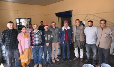 नाहन : दुग्ध समर्थन मूल्य से पशुपालकों की आर्थिक स्थिति हुई सुदृढ़