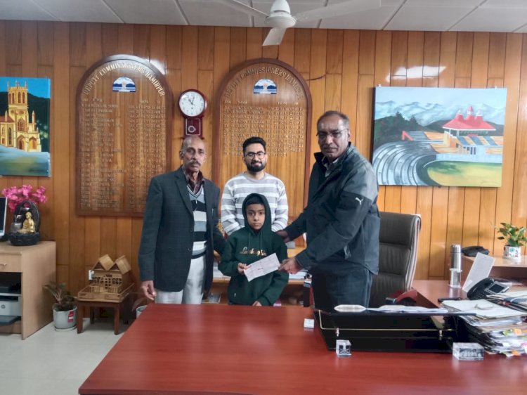 दोहता-दोहती के जन्म दिन पर रैडक्रॉस सोसाइटी को दिए 5100-5100 रुपये