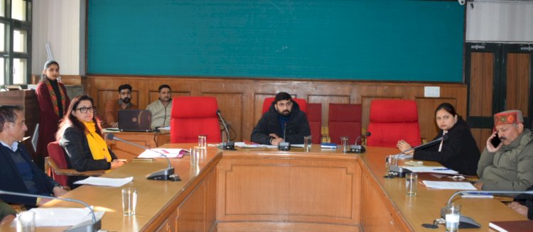 ज़िला स्तरीय शिकायत निवारण समिति बैठक की तैयारियों को लेकर समीक्षा बैठक आयोजित
