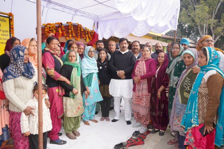 उप मुख्यमंत्री मुकेश अग्निहोत्री ने पंजावर में 15.37 करोड़ रुपये की सड़क का किया शिलान्यास