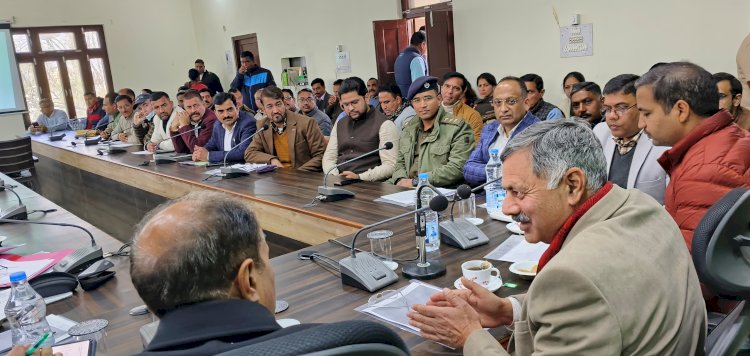 घुमारवीं में राष्ट्रीय हैंडबॉल प्रतियोगिता का आयोजन होना गर्व की बात: राजेश धर्माणी