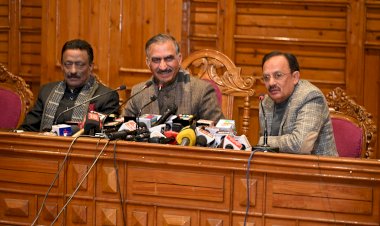 दुविधा में भाजपा, राजस्व घाटा अनुदान पर रुख स्पष्ट नहीं कर पाएः मुख्यमंत्री