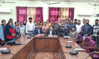 सामाजिक अंकेक्षण की प्रगति की समीक्षा, पारदर्शिता एवं जवाबदेही पर बल