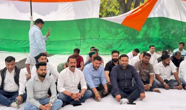 हिमाचल प्रदेश युवा कांग्रेस के प्रदेश अध्यक्ष छतर सिंह ठाकुर का दिल्ली में शांतिपूर्ण प्रदर्शन